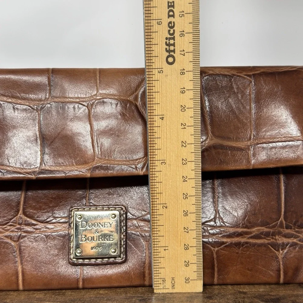 Vintage Dooney & Bourke Croc-embossed Brown Leather Clutch w/ Strap 10x5